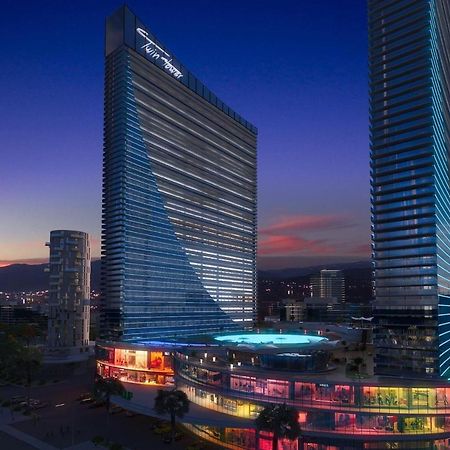 Orbi City Suite Батуми Экстерьер фото