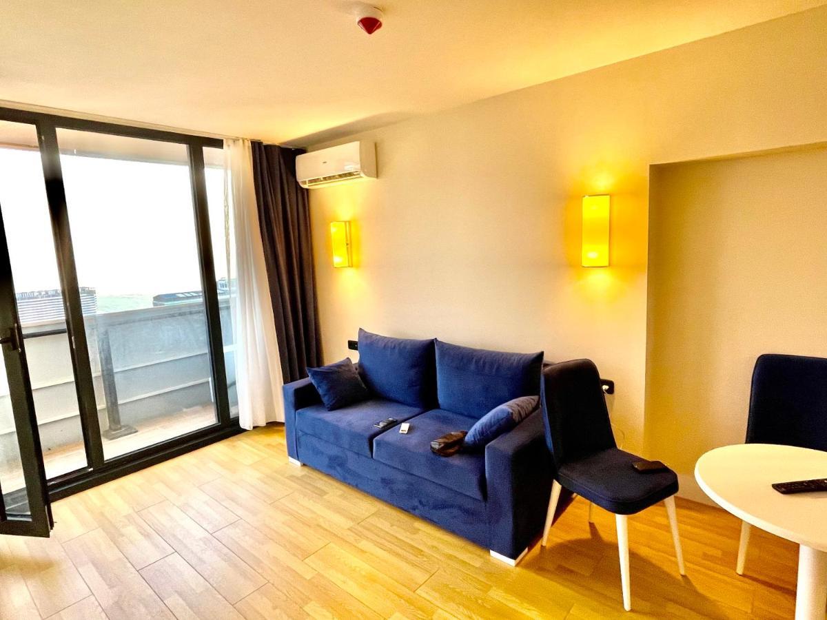 Orbi City Suite Батуми Экстерьер фото