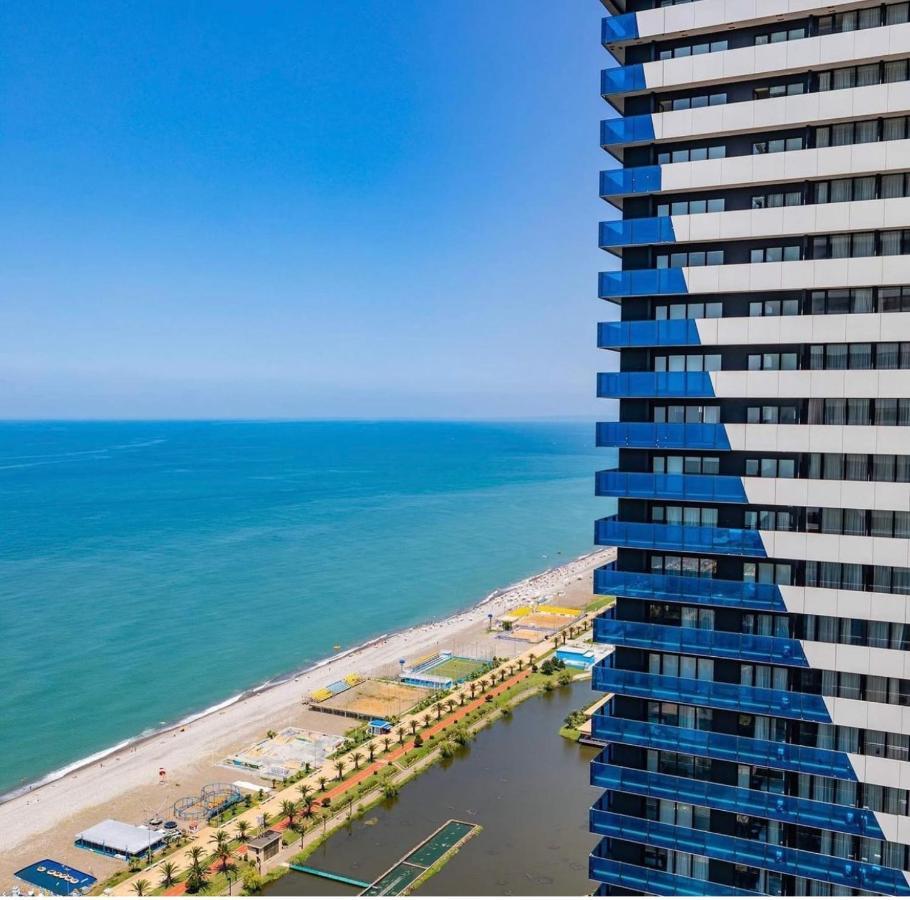 Orbi City Suite Батуми Экстерьер фото